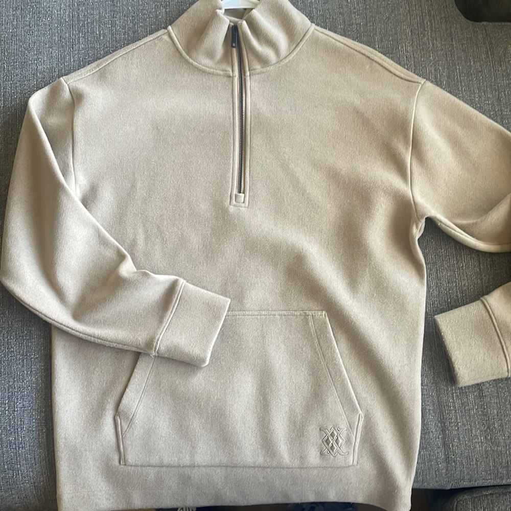 Mens dress sweater size small runs big